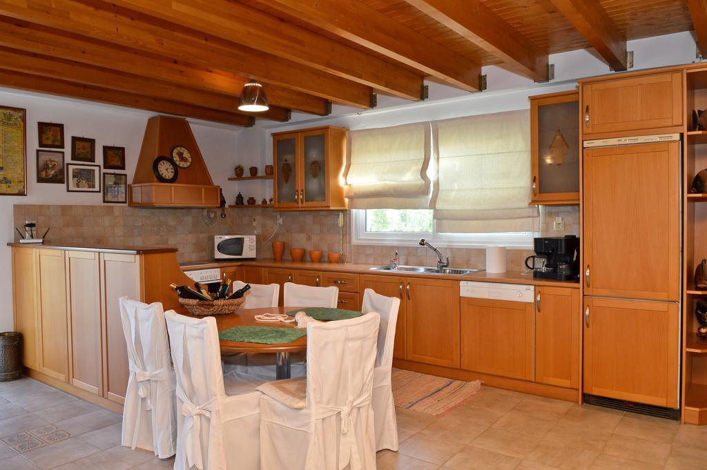Dimeon Villa カート・アカーヤ 部屋 写真
