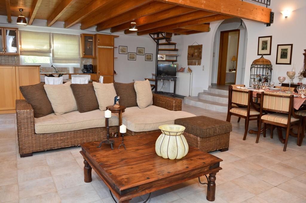 Dimeon Villa カート・アカーヤ 部屋 写真